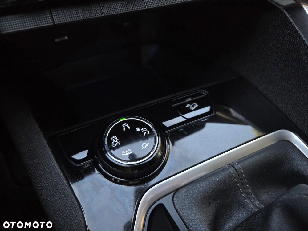 Peugeot 3008 PureTech 130 Stop & Start Allure - 16