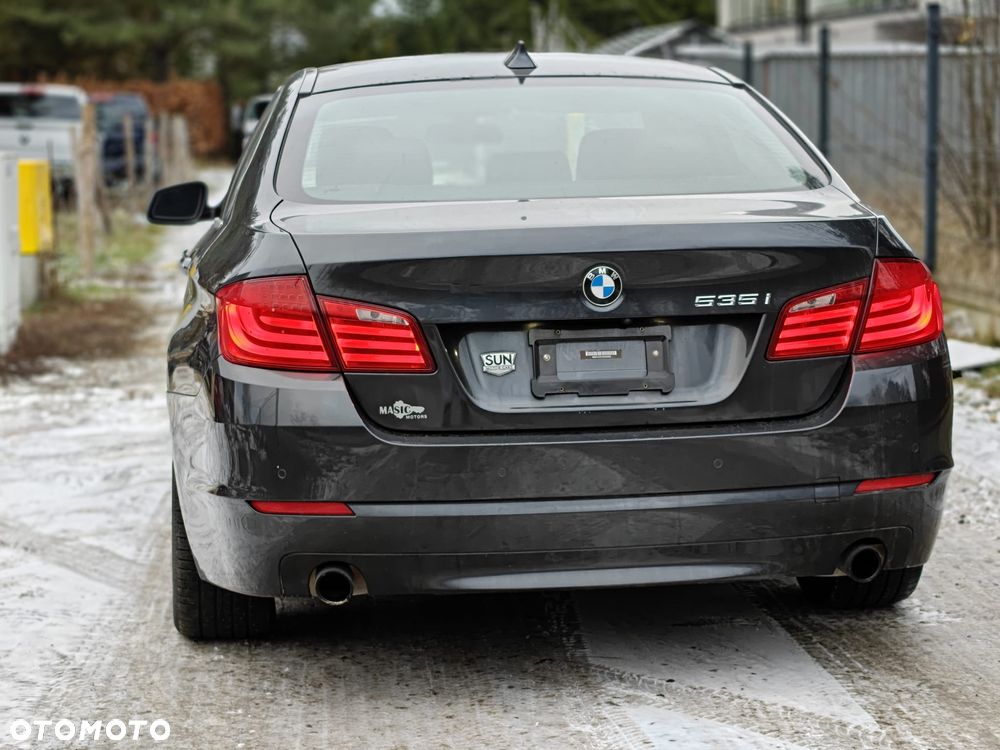 BMW Seria 5 535i xDrive Modern Line - 9