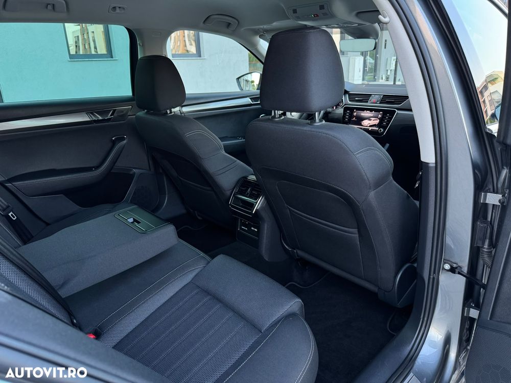 Skoda Superb 2.0 TDI DSG Style - 12