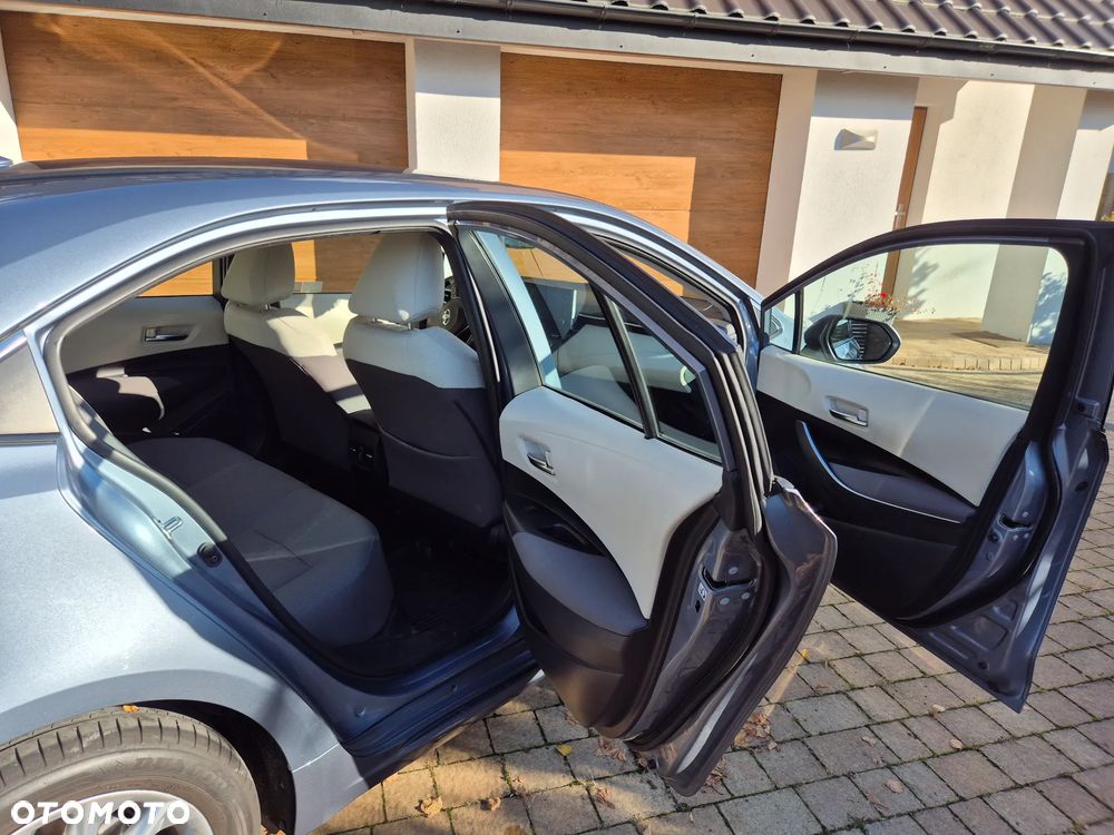 Toyota Corolla - 9
