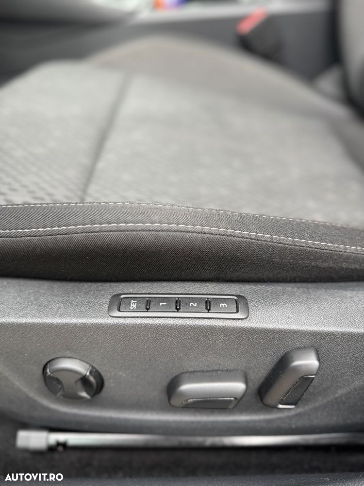 Skoda Octavia 2.0 TDI DSG Style - 15