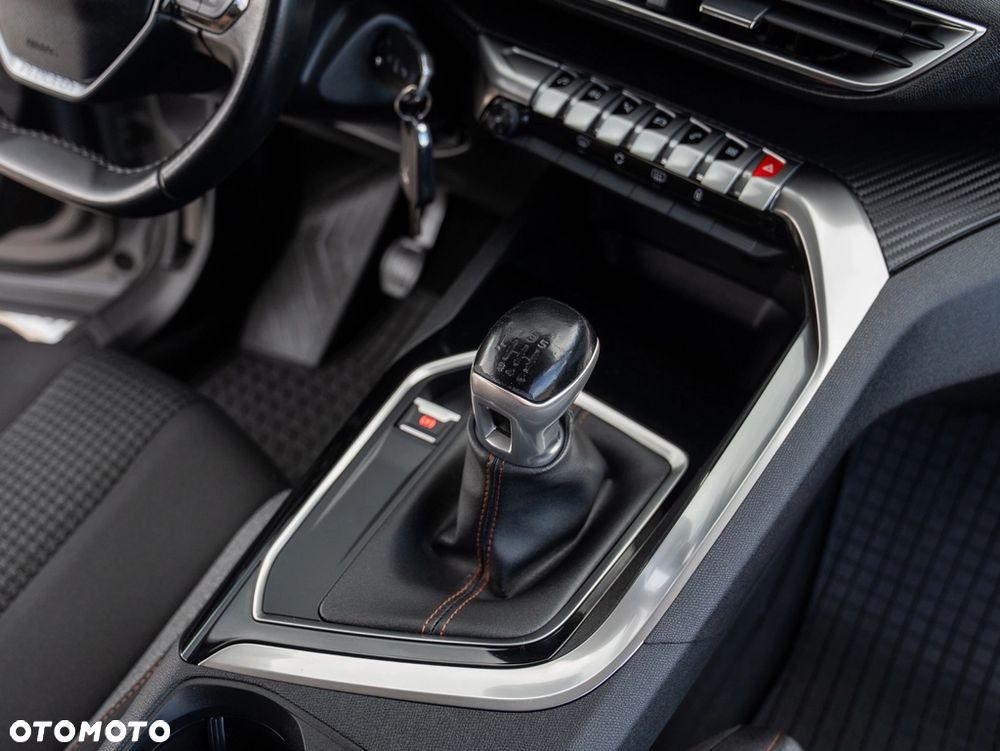 Peugeot 3008 BlueHDi 130 Stop & Start Allure - 27