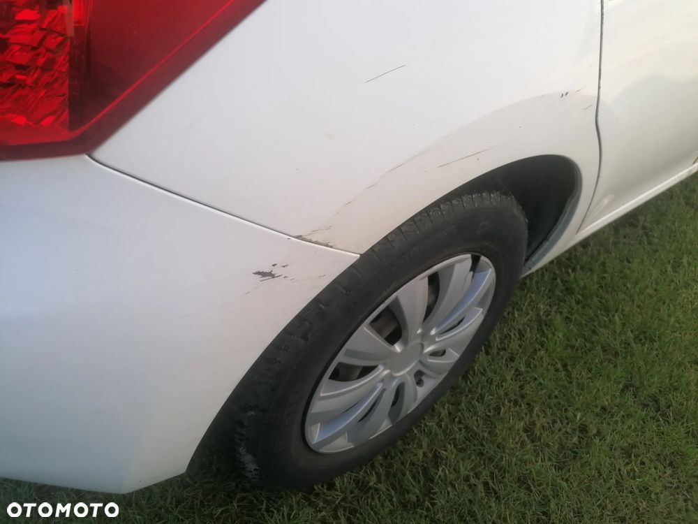 Toyota Auris - 4