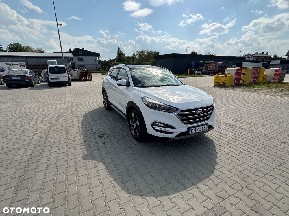 Hyundai Tucson - 1
