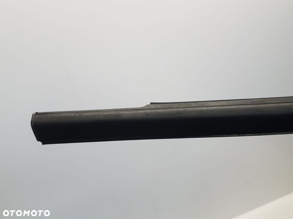 OUTLANDER I 03- LISTWA ZGARNIAJĄCA PRAWA PRZÓD EUR - 7