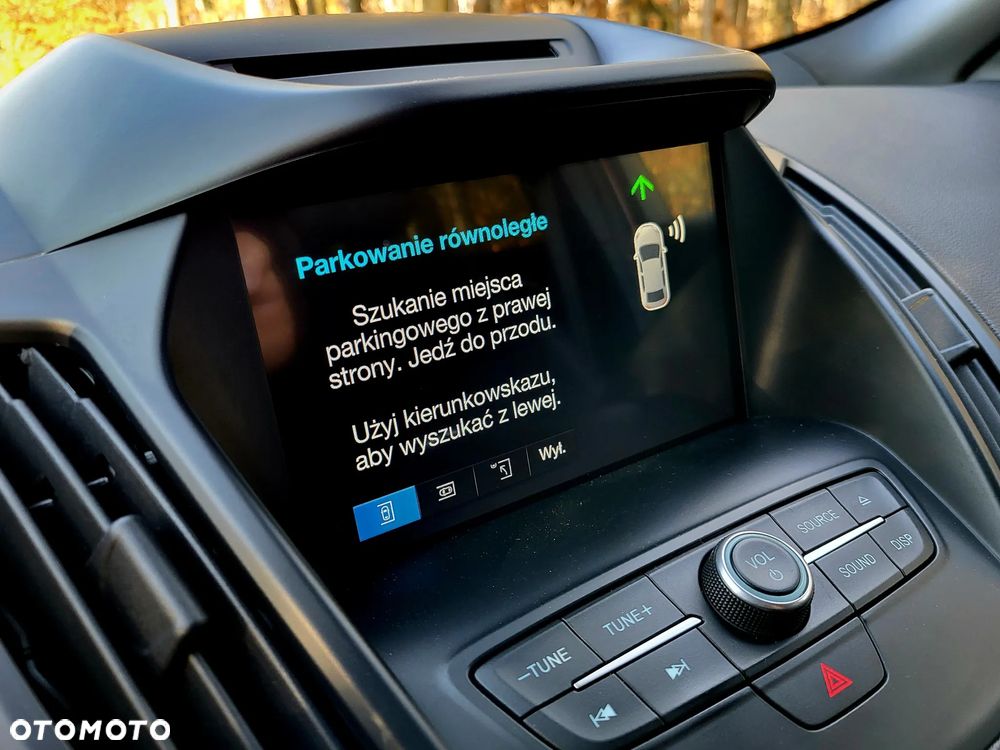 Ford Kuga 1.5 EcoBoost 2x4 ST-Line - 11