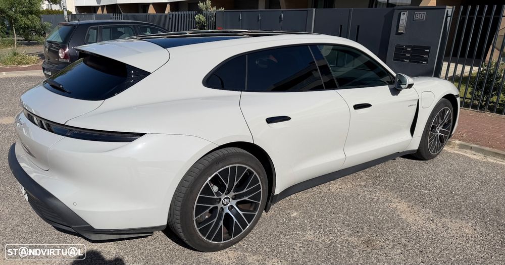 Porsche Taycan Sport Turismo Standard - 9