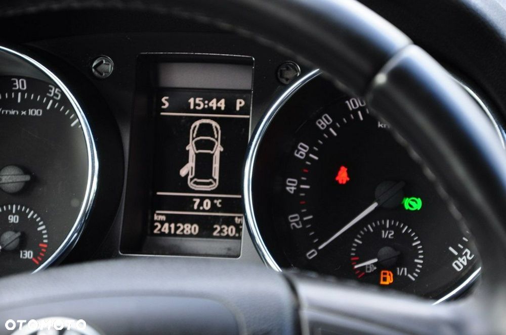 Skoda Yeti 2.0 TDI DSG 4x4 FAMILY - 33