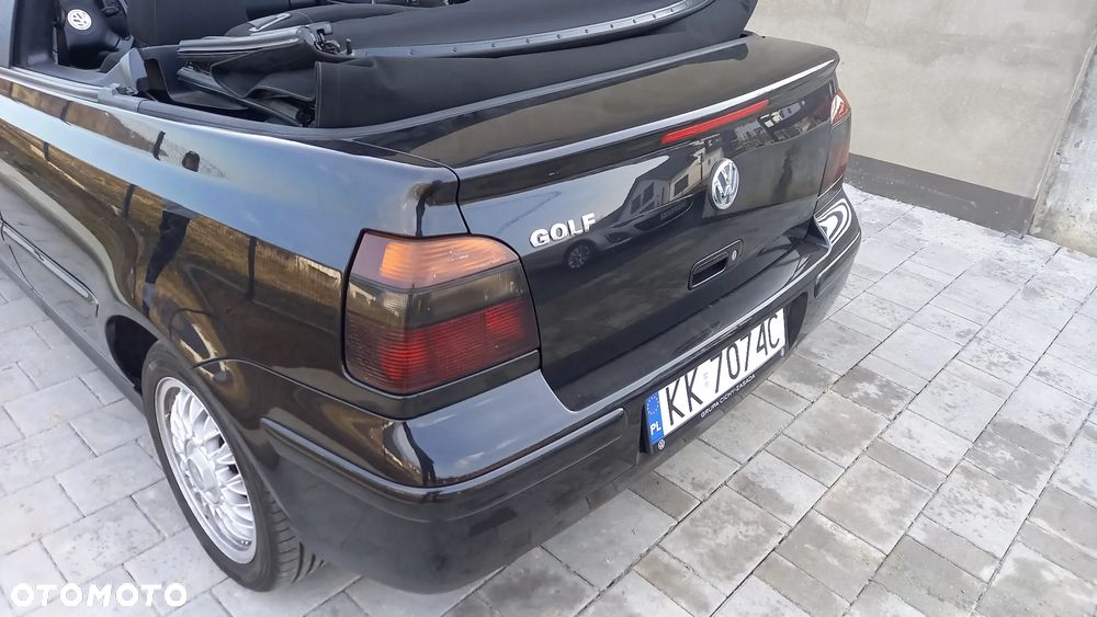 Volkswagen Golf - 3