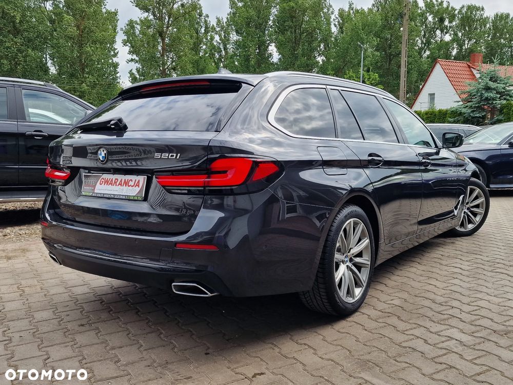 BMW Seria 5 520i mHEV Luxury Line sport - 3