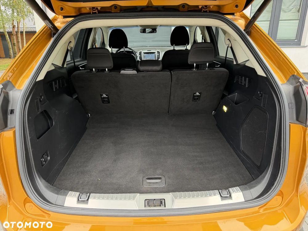 Ford Edge 2.0 TDCi 4x4 ST-LINE - 33