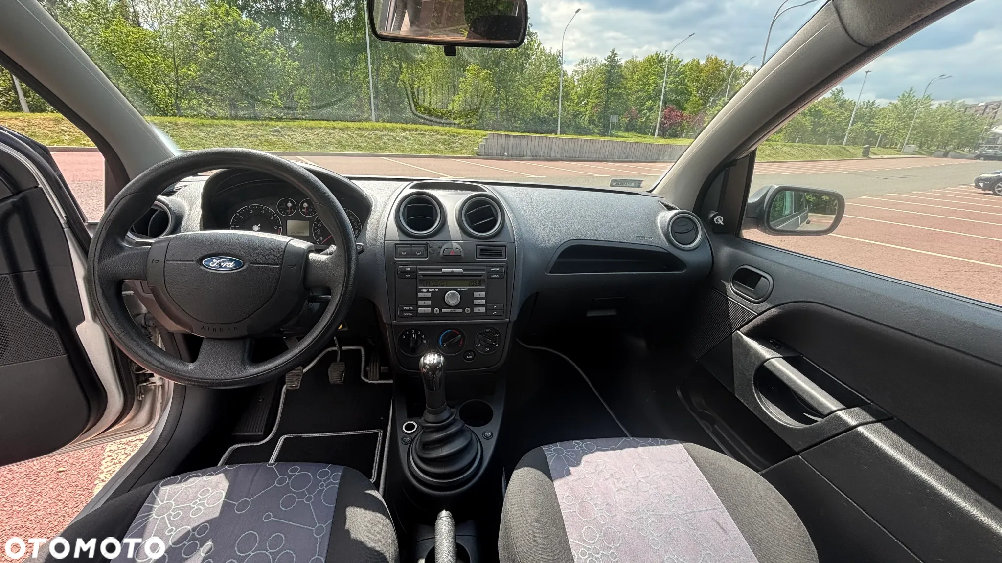 Ford Fiesta 1.3 Silver X - 17