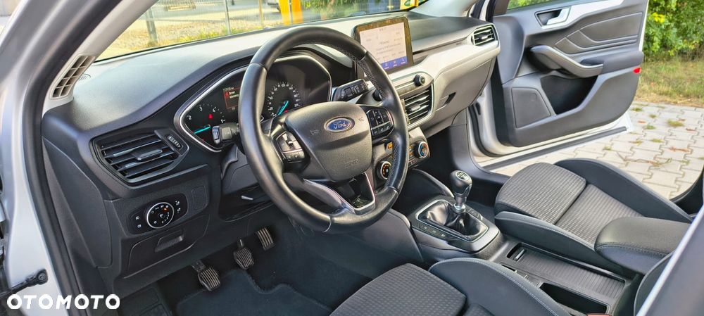Ford Focus - 10