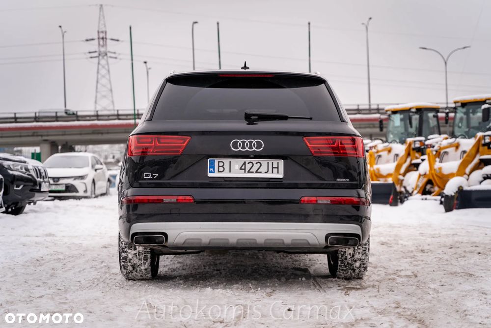 Audi Q7 - 9