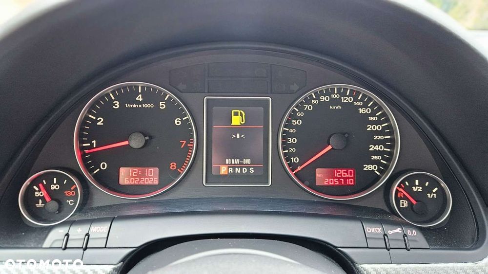 Audi A4 Avant 2.0T FSI Multitronic - 27