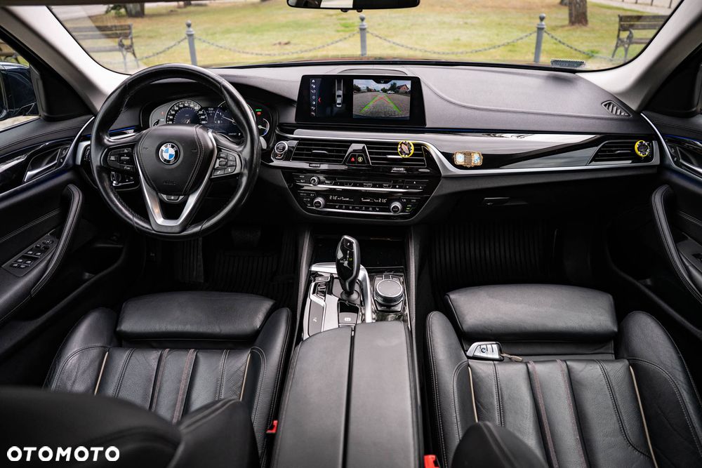 BMW Seria 5 520d Luxury Line - 25