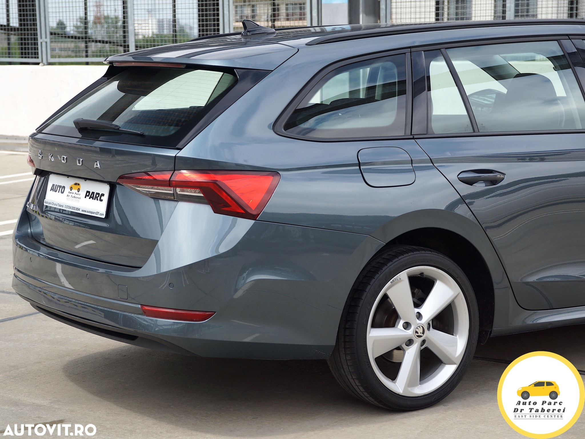 Skoda Octavia Combi Diesel 2.0 TDI DSG Style - 14