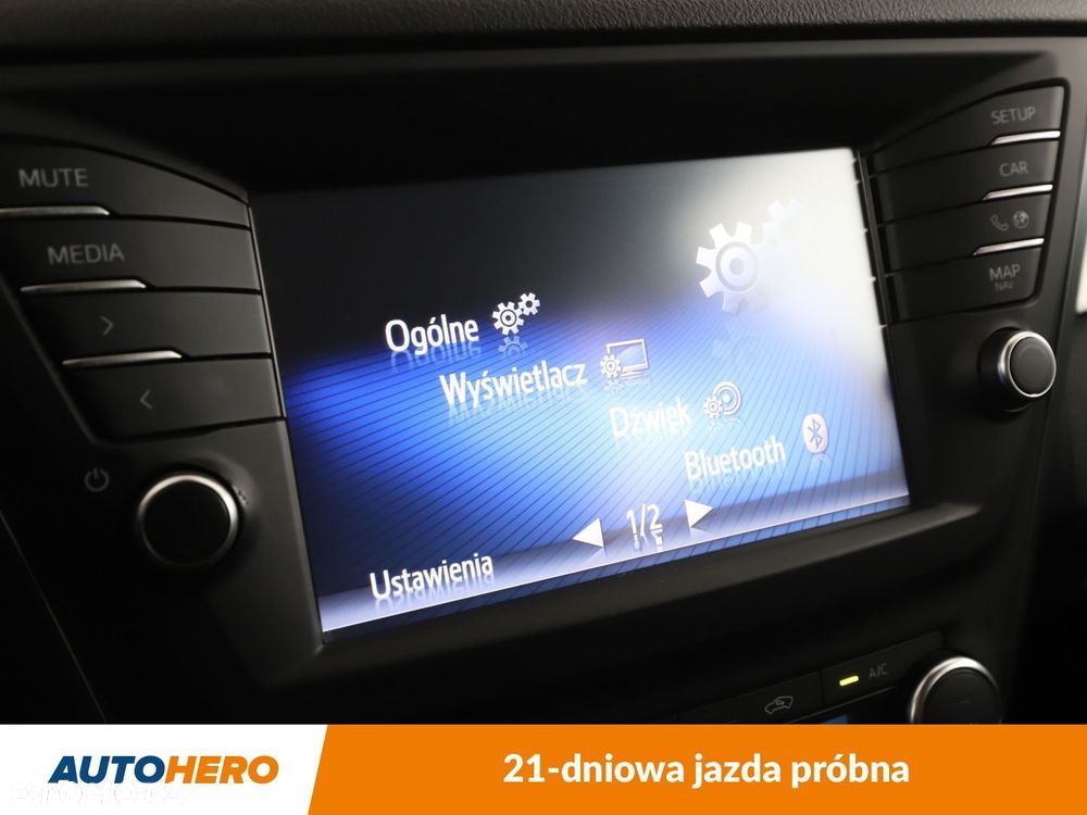 Toyota Avensis 1.8 Prestige - 21