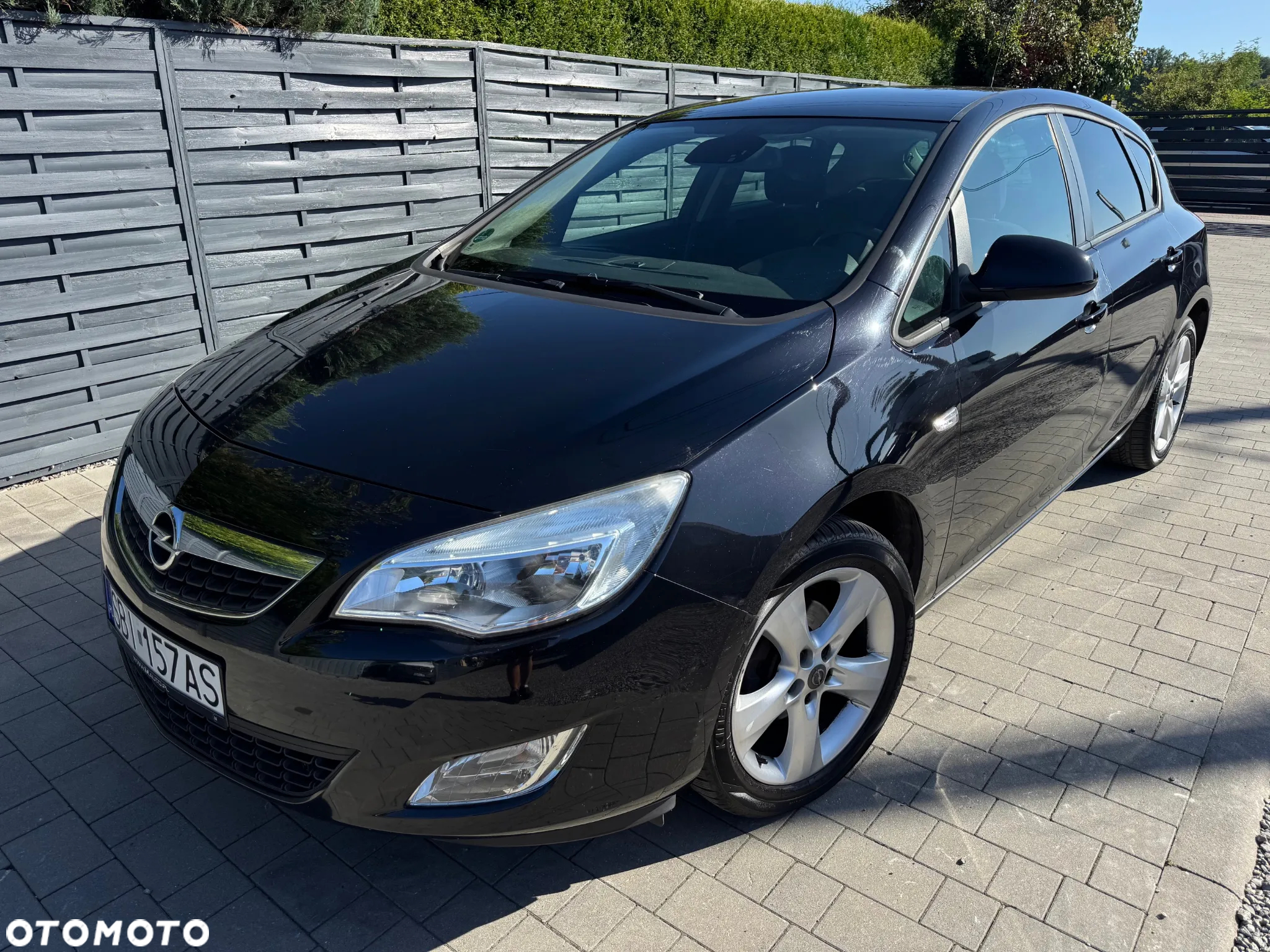 Opel Astra 1.6 Design Edition - 9