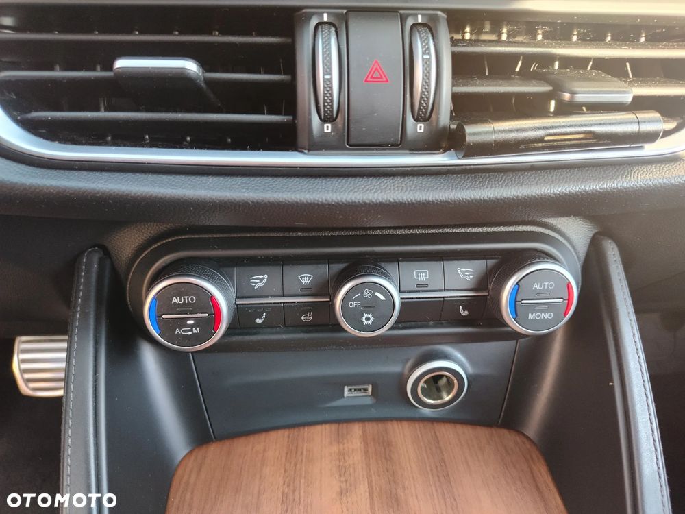 Alfa Romeo Stelvio 2.0 Turbo First Edition Q4 - 4