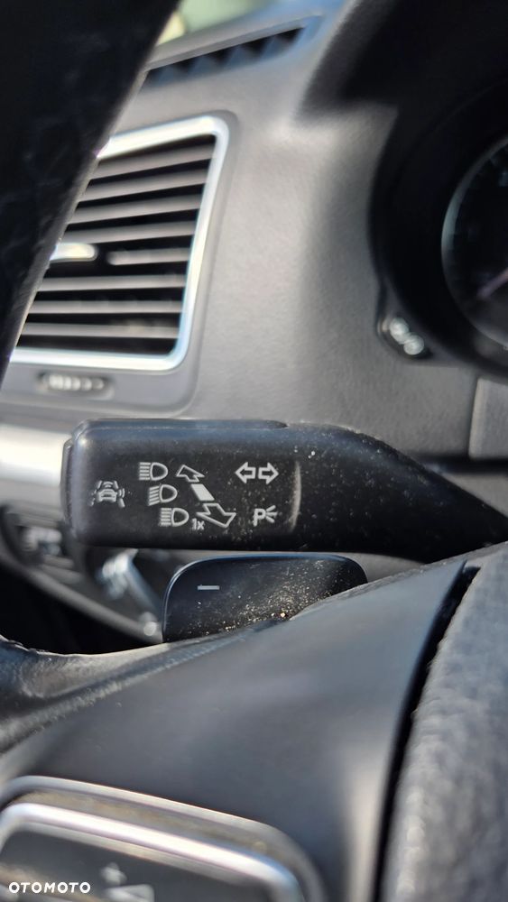 Volkswagen Sharan 2.0 TDI DSG BlueMotion Technology Highline - 25