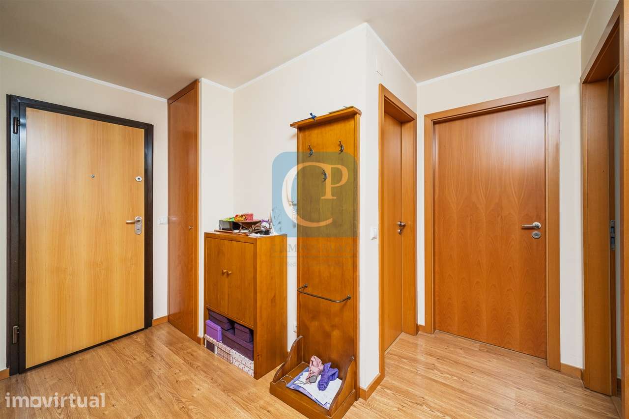 Apartamento T1 equipado, em Lordelo do Ouro - Grande imagem: 5/21