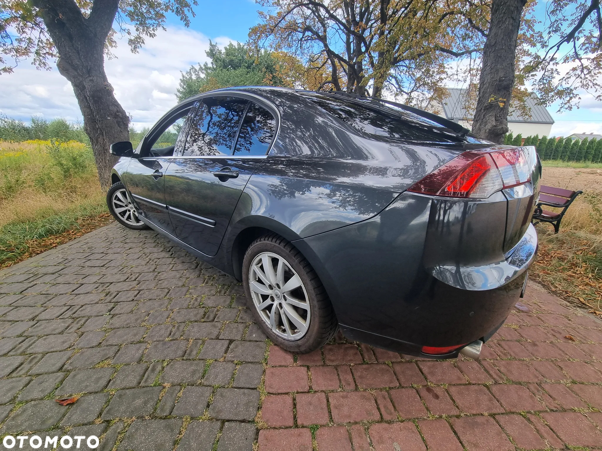 Renault Laguna 2.0 DCi Dynamique - 4