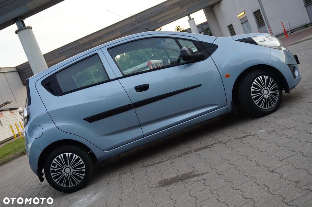 Chevrolet Spark - 4