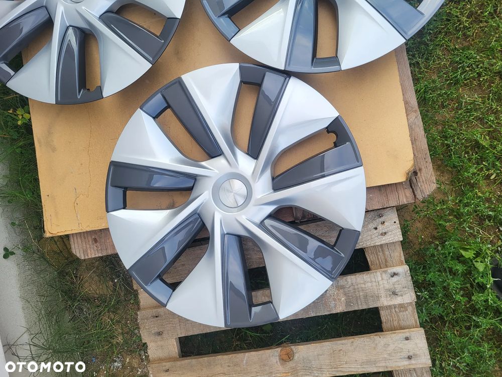 Kołpaki Tesla Model Y 19" KOMPLET - 5