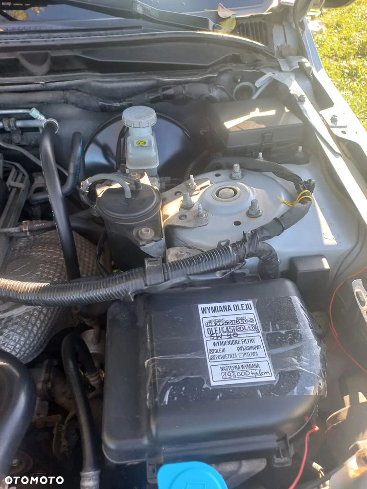 Suzuki Grand Vitara 2.0 - 24