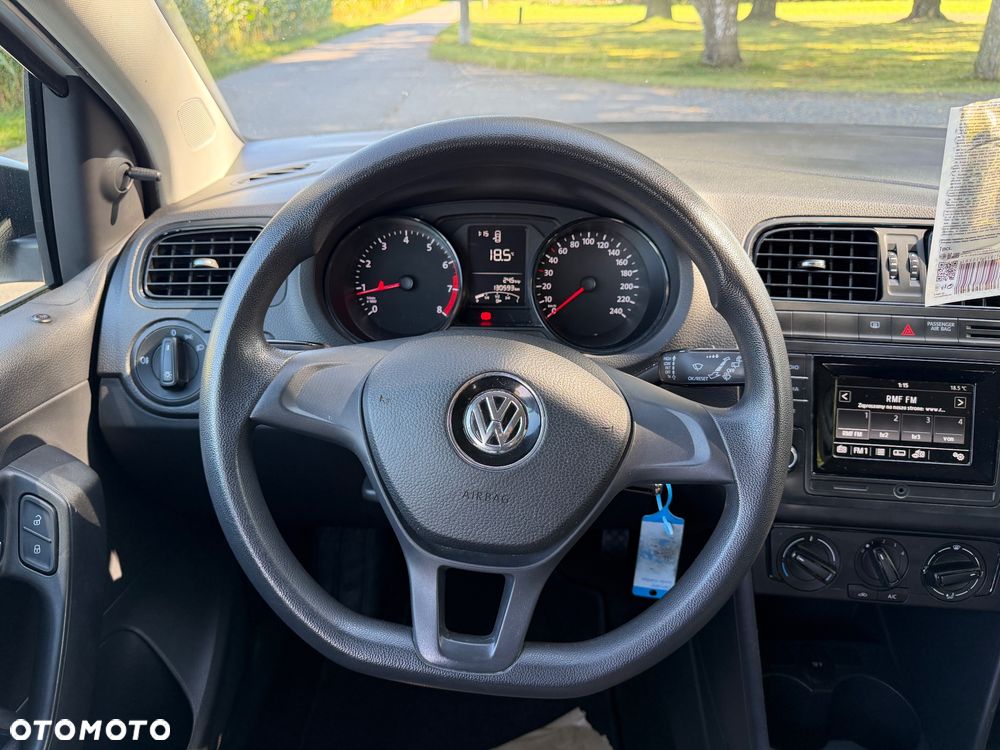 Volkswagen Polo - 17