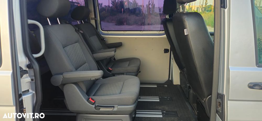 Volkswagen Multivan - 10