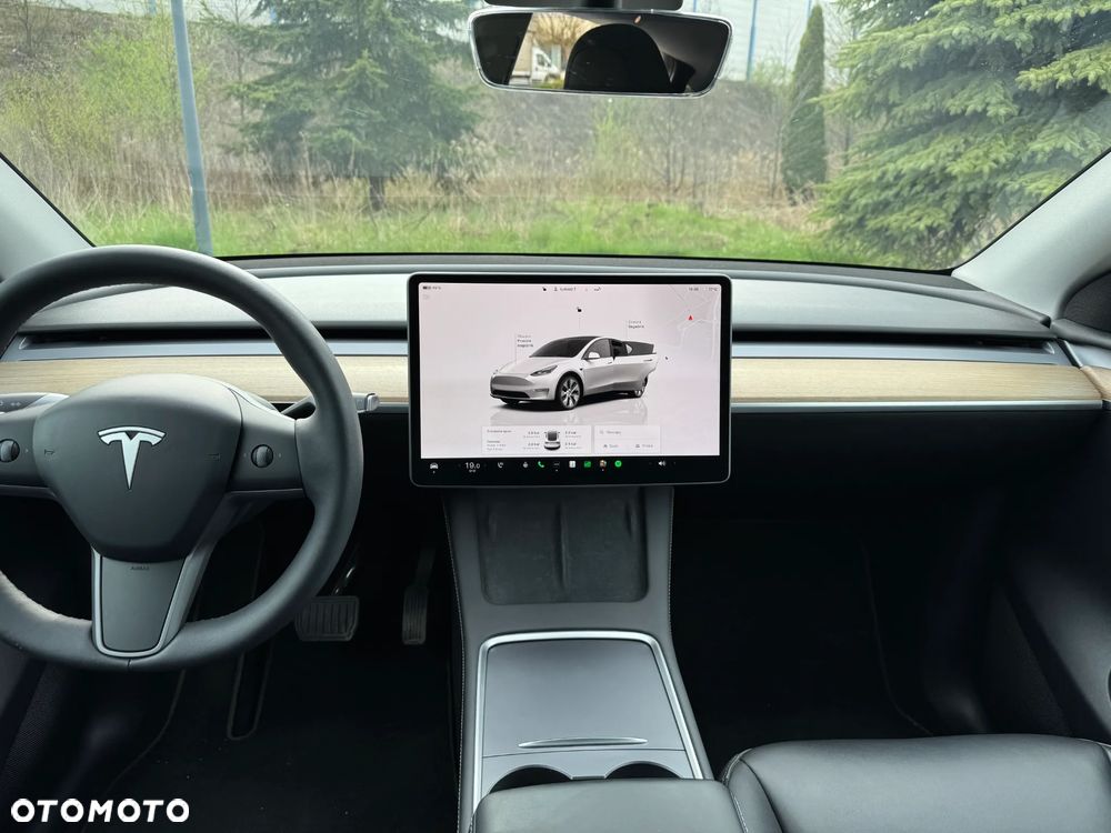 Tesla Model Y RWD - 11