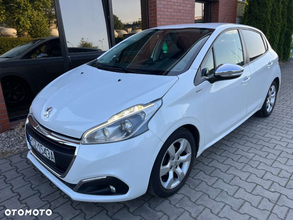 Peugeot 208 Blue-HDi 100 Stop&Start Style