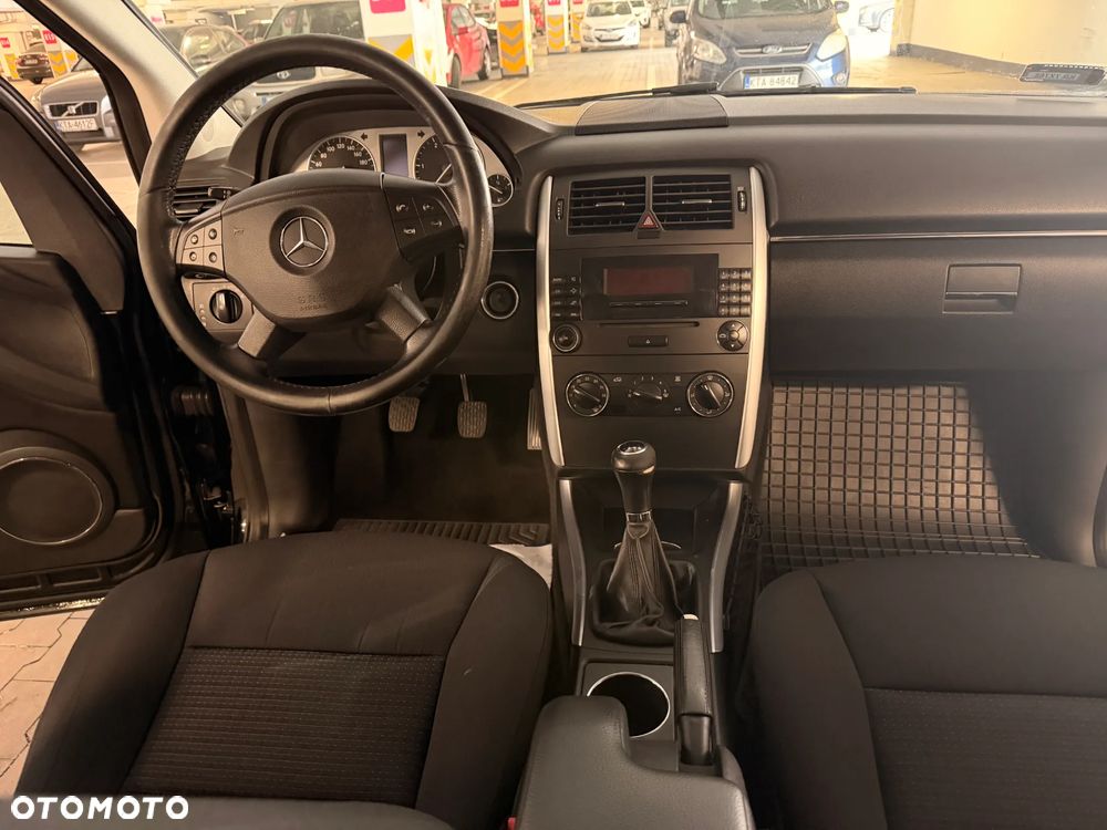 Mercedes-Benz Klasa B 180 CDI DPF - 9