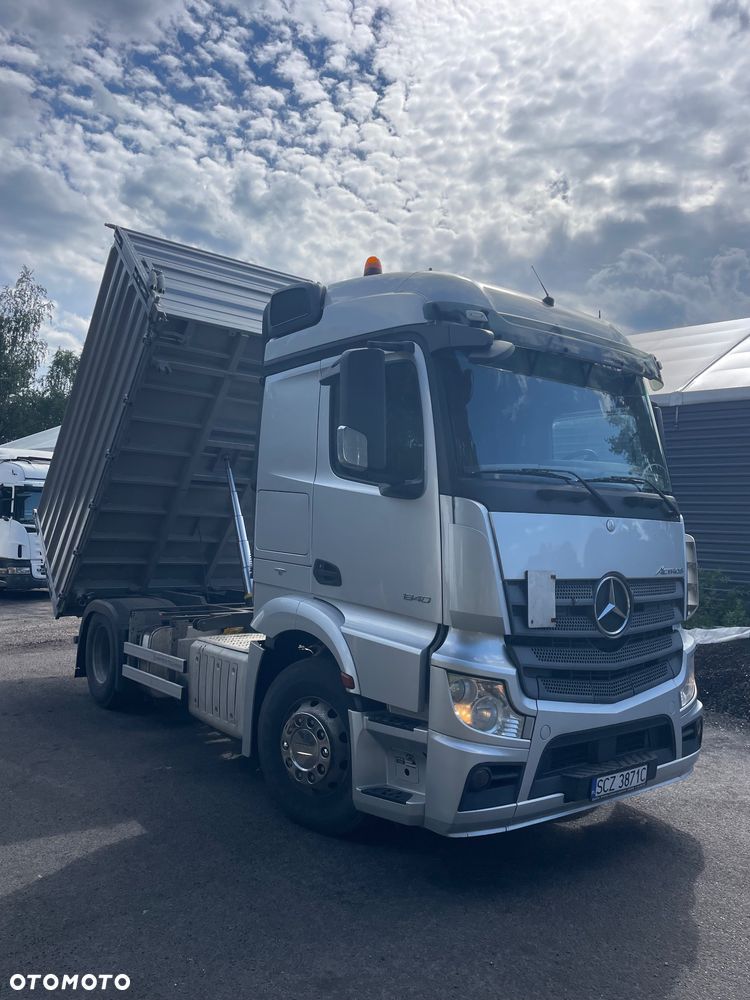 Mercedes-Benz Actros - 1
