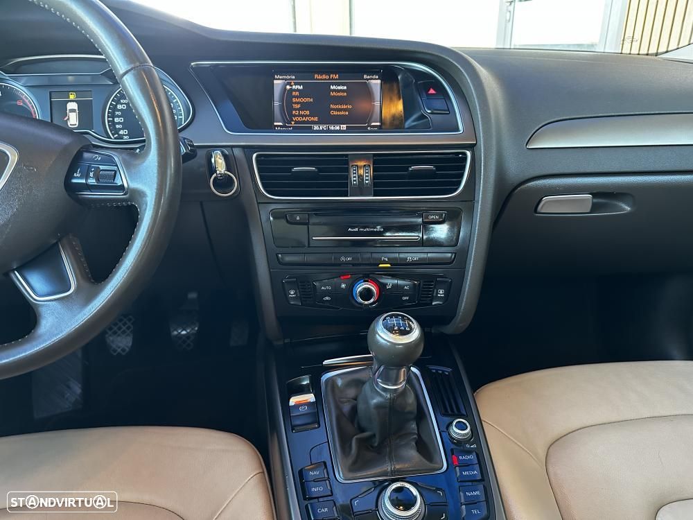 Audi A4 Avant 2.0 TDI Exclusive - 23