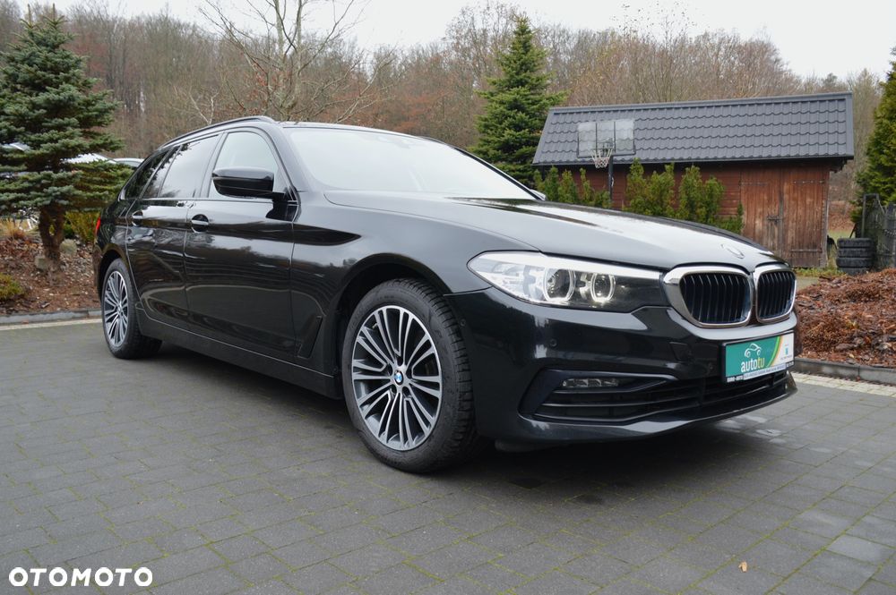 BMW Seria 5 520d xDrive Sport Line sport - 9