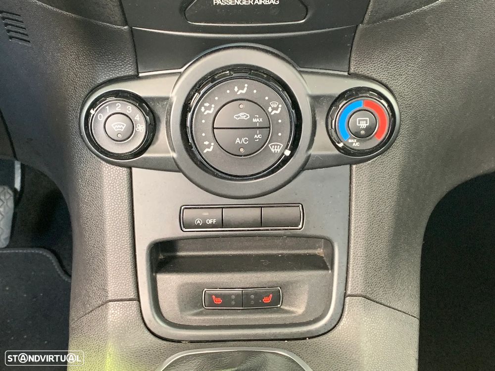 Ford Fiesta 1.0 EcoBoost S&S Titanium - 9
