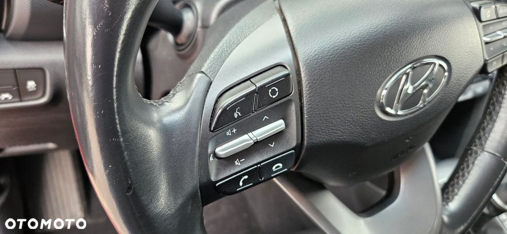 Hyundai Kona - 30