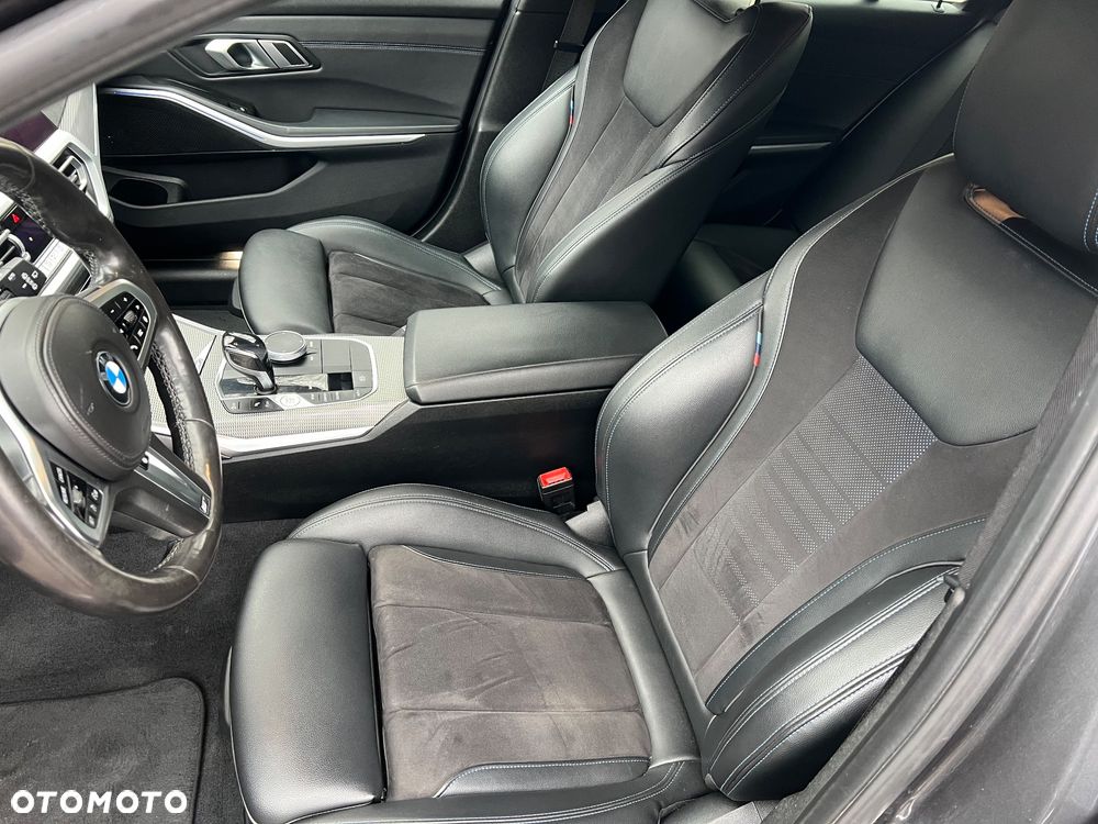 BMW Seria 3 320d M Sport Shadow - 13