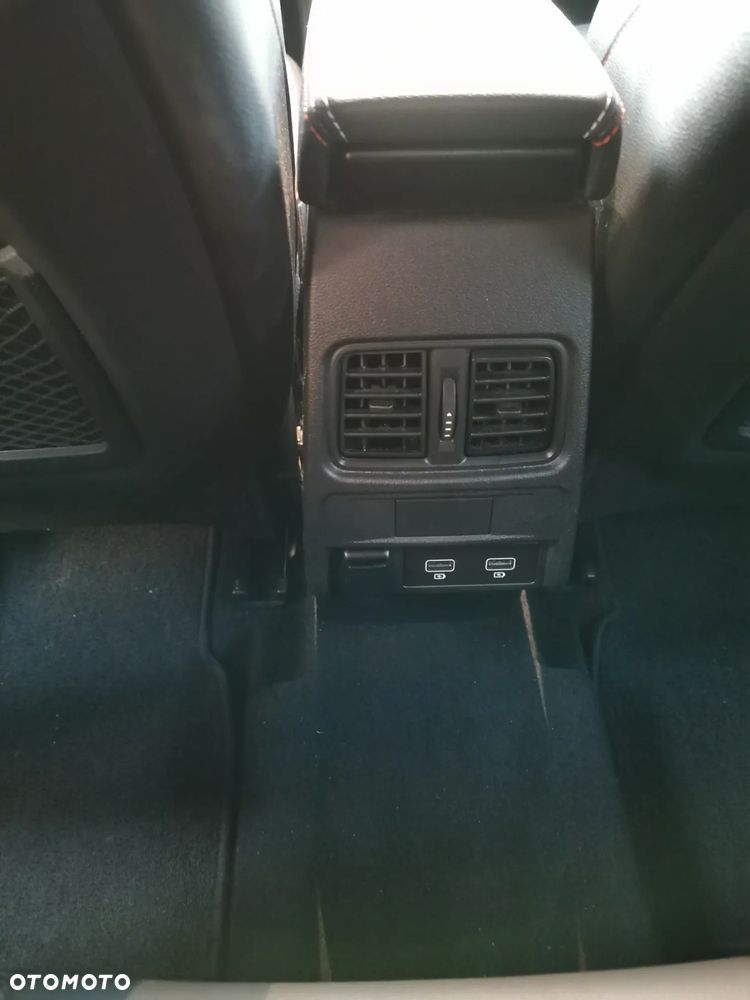 Renault Arkana E-TECH 145 R.S.LINE - 16