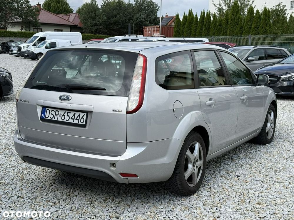 Ford Focus 1.8 TDCi Trend + - 9