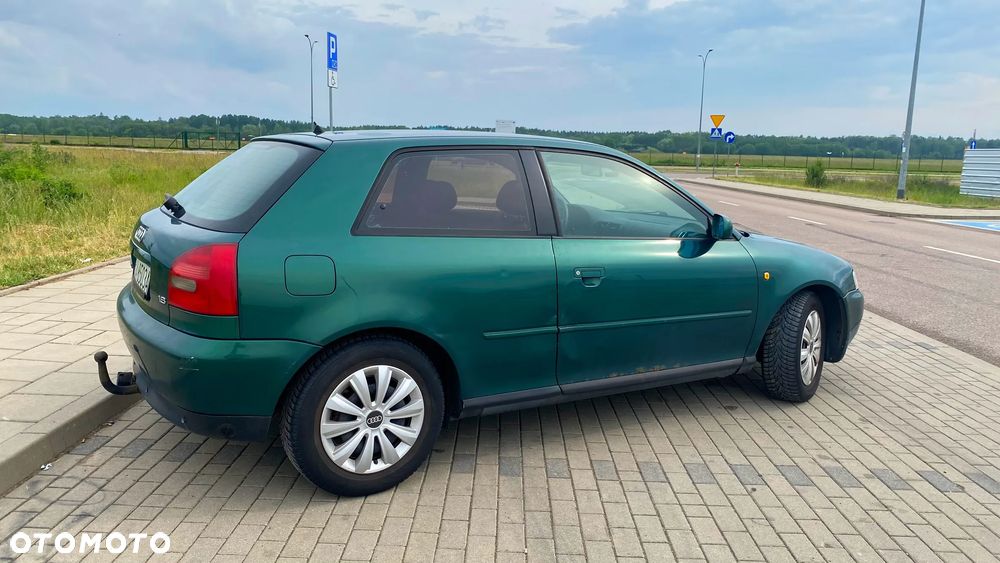 Audi A3 3-drzwiowe 1.8 Ambiente - 6