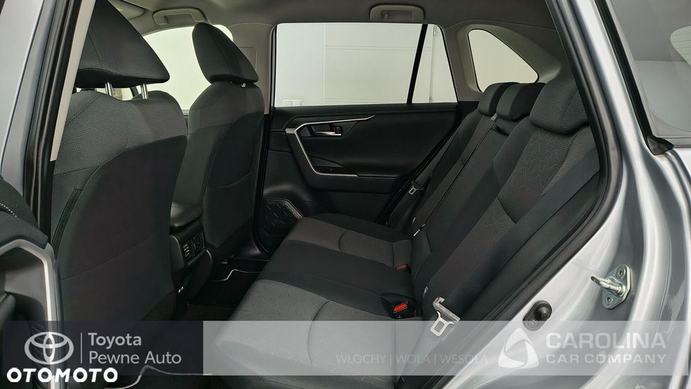 Toyota RAV4 - 16