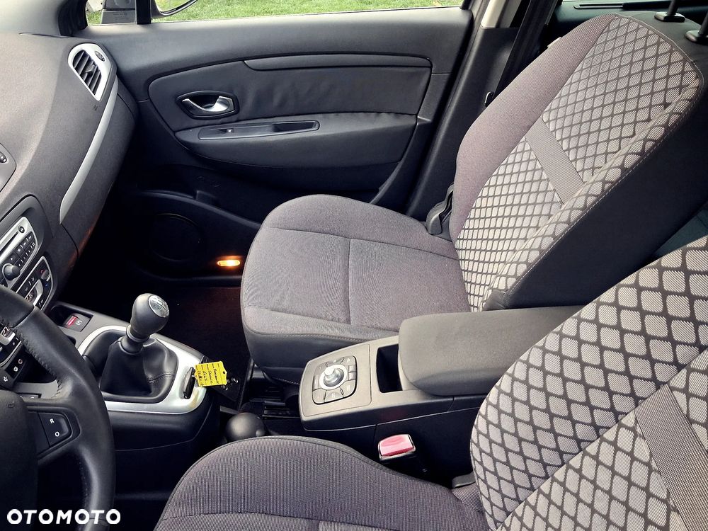 Renault Scenic 1.6 16V 110 LIMITED - 20