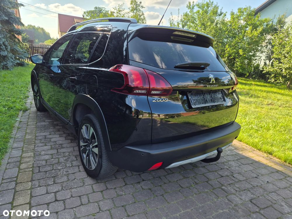 Peugeot 2008 - 9