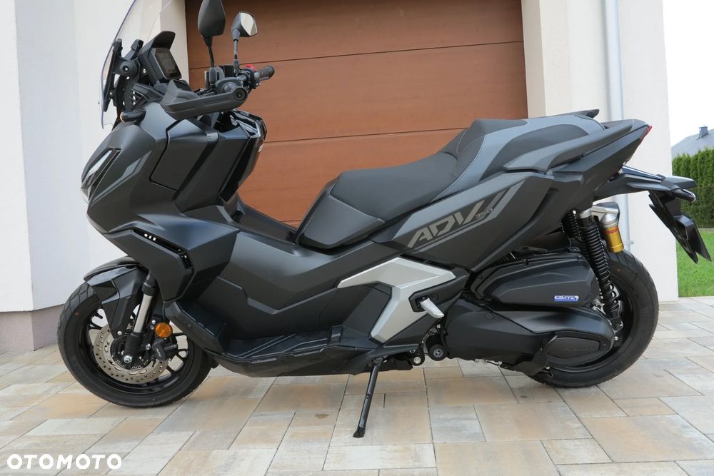 Honda ADV350 - 1
