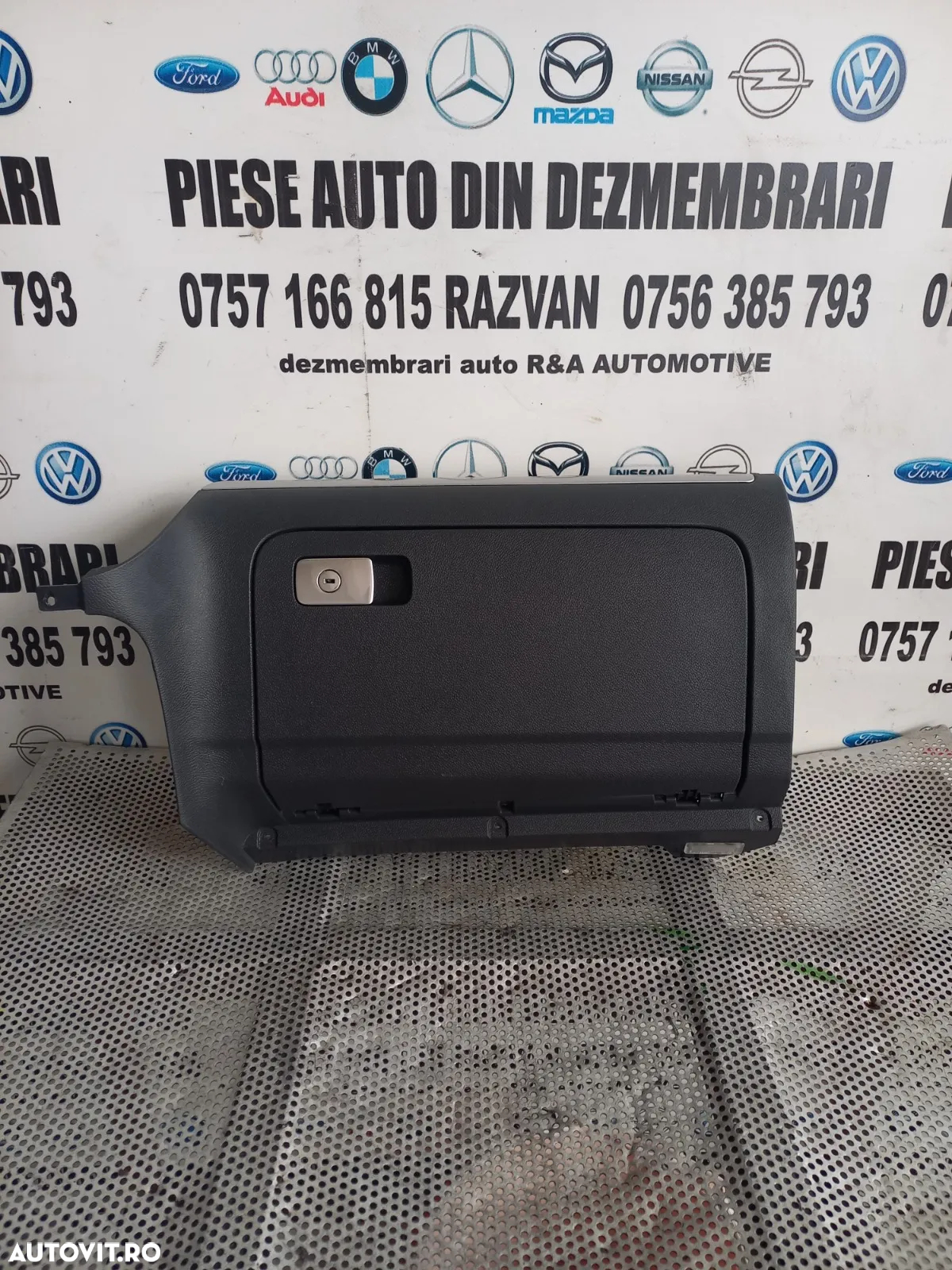 Torpedo Cutie Acte Vw Golf 5 An 2005-2006-2007-2008-2009-2010 Volan Stanga - Dezmembrari Arad - 2