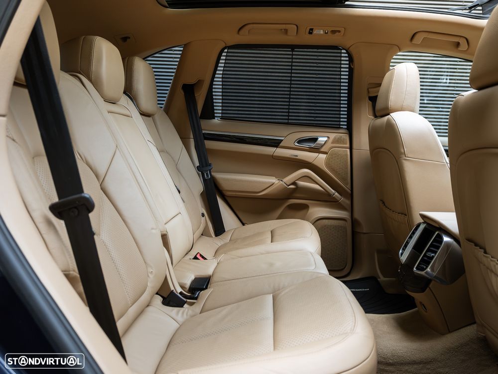 Porsche Cayenne 3.0 V6 - 25
